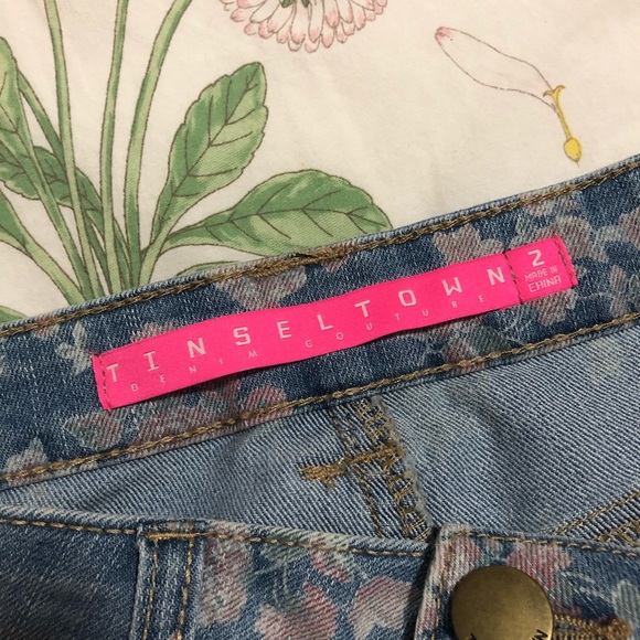 Tinseltown Floral Print Jean Shorts - Picture 3 of 5